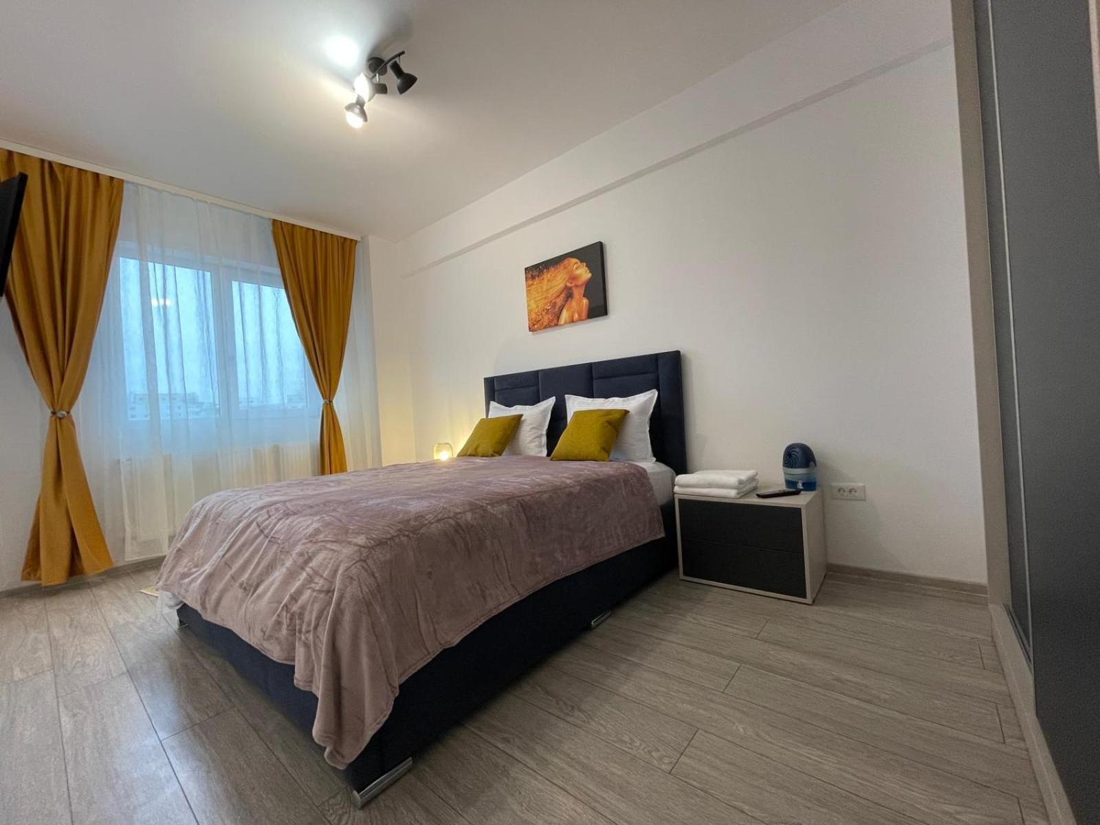 Palas Retreat - Q Residence ยาช ภายนอก รูปภาพ