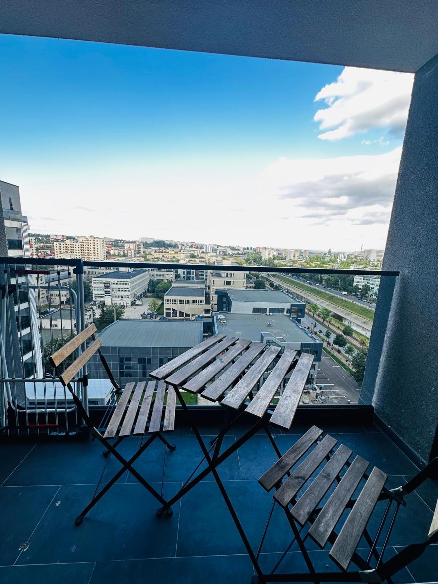 Palas Retreat - Q Residence ยาช ภายนอก รูปภาพ