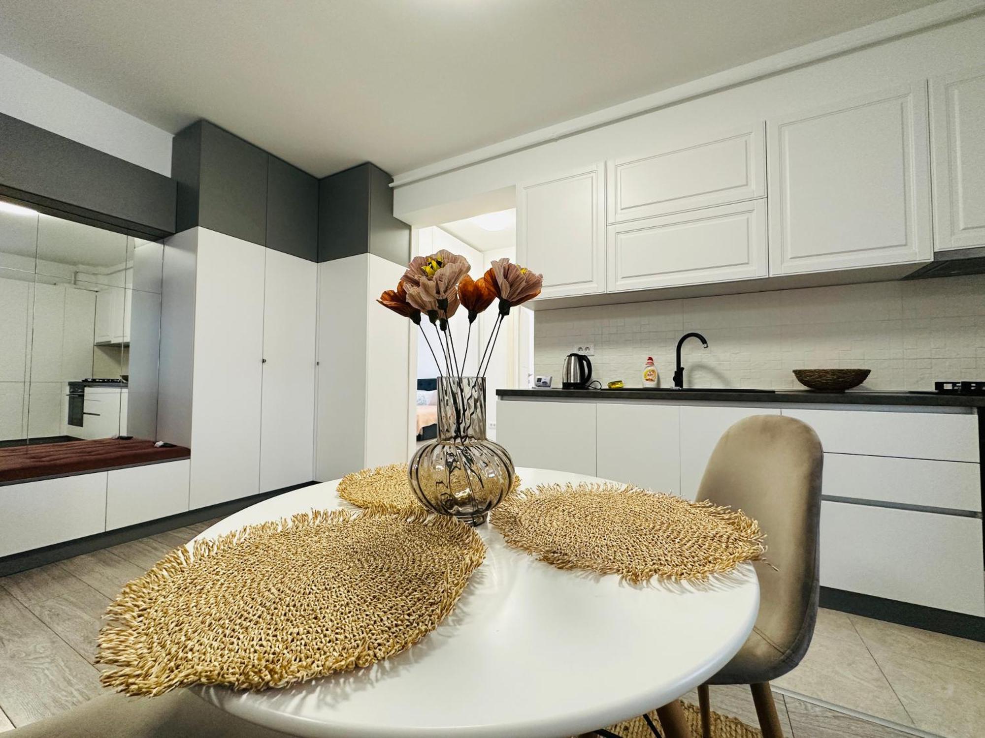 Palas Retreat - Q Residence ยาช ภายนอก รูปภาพ
