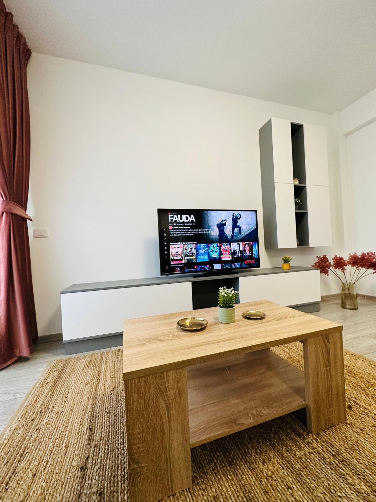 Palas Retreat - Q Residence ยาช ภายนอก รูปภาพ